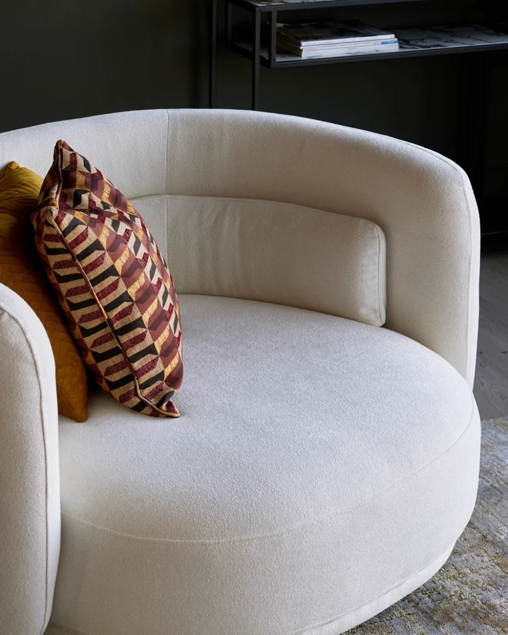 Ghế tình nhân xoay Henry Ivory Boucle - Ảnh 6