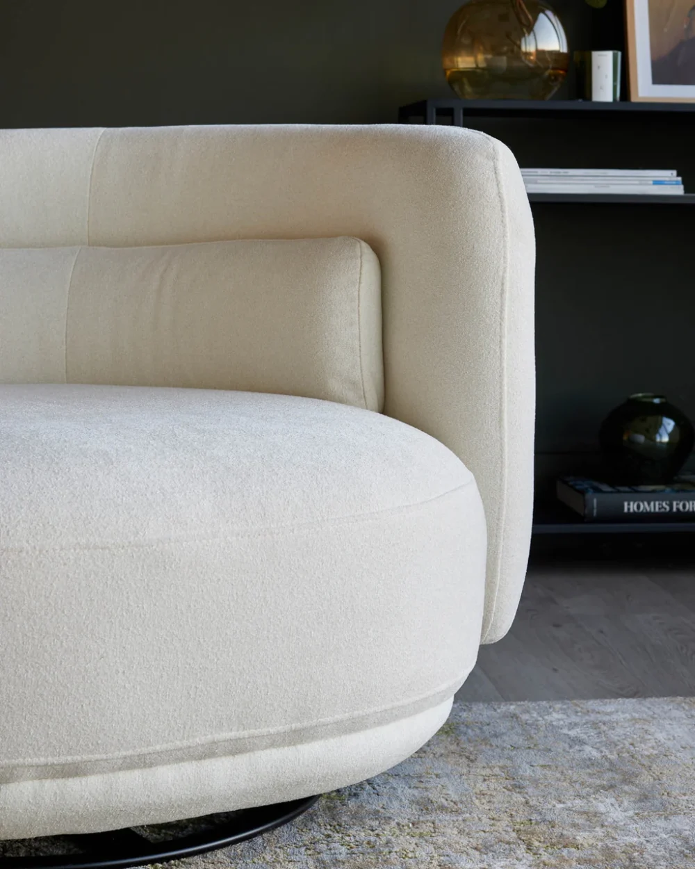 Ghế tình nhân xoay Henry Ivory Boucle - Ảnh 5