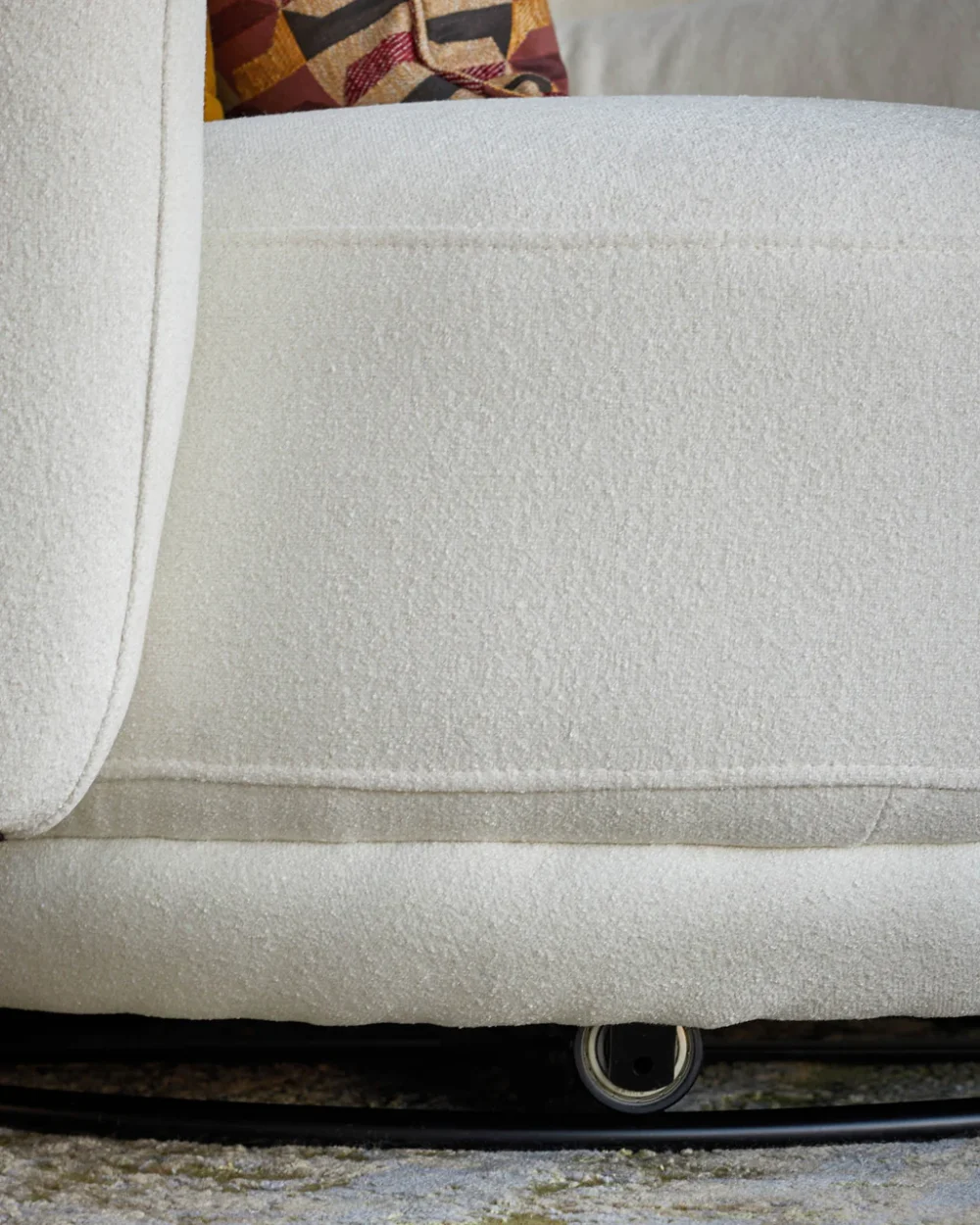 Ghế tình nhân xoay Henry Ivory Boucle - Ảnh 2