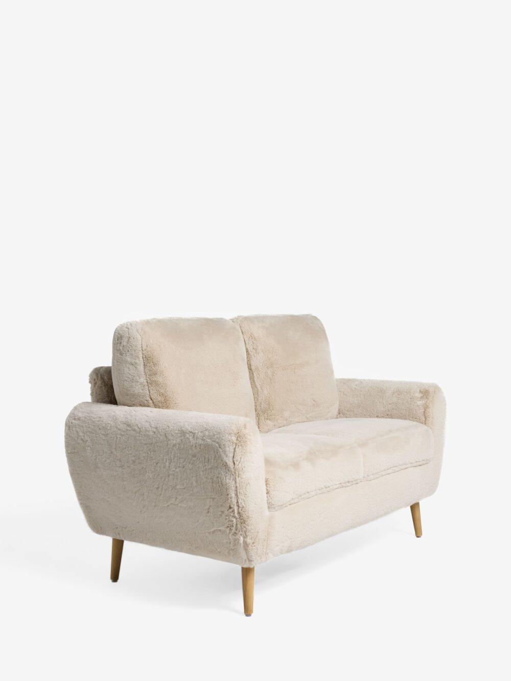Sofa 2 chỗ Wilson Oslo Faux Fur Light Natural, thiết kế nhỏ gọn hiện đại, chất liệu polyester cao cấp.