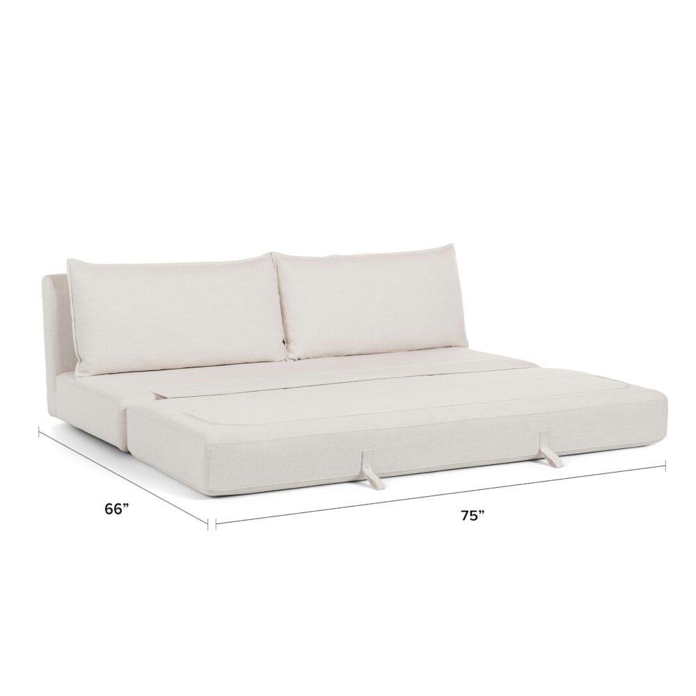Sofa giường phong cách ven biển màu trắng cổ điển, khung gỗ chắc chắn, dễ dàng mở thành giường ngủ.